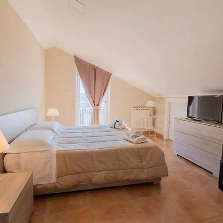 Bed & Breakfast Le Di Corte Sorbo Serpico